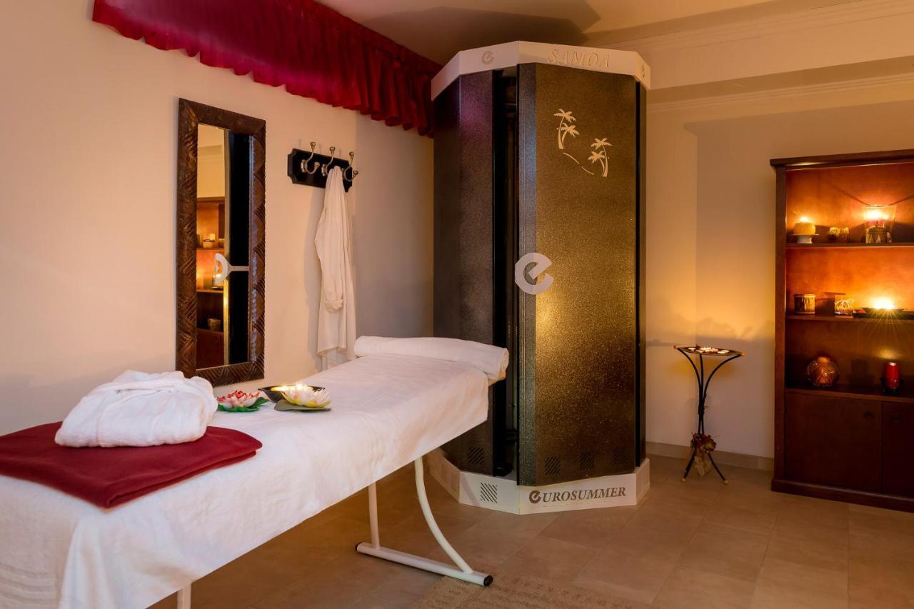 Hotel Apollo Rimini Bagian luar foto